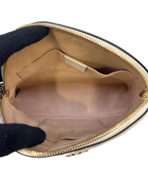 GUCCI（グッチ）GUCCI (グッチ) スモール ショルダーバッグ ホワイトの古着・服飾アイテム