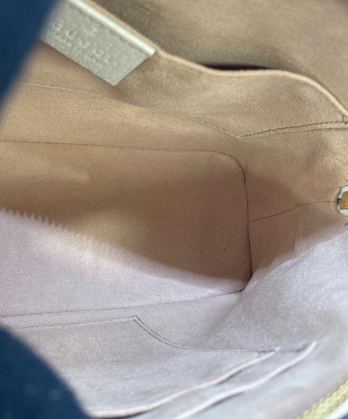 GUCCI（グッチ）GUCCI (グッチ) スモール ショルダーバッグ ホワイトの古着・服飾アイテム