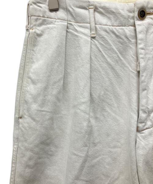 UNFIL（アンフィル）UNFIL (アンフィル) カラーパンツ ホワイト サイズ:SIZE　３の古着・服飾アイテム