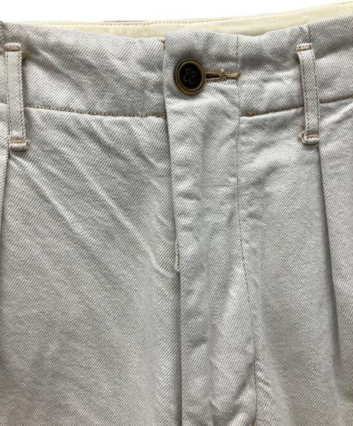 UNFIL（アンフィル）UNFIL (アンフィル) カラーパンツ ホワイト サイズ:SIZE　３の古着・服飾アイテム