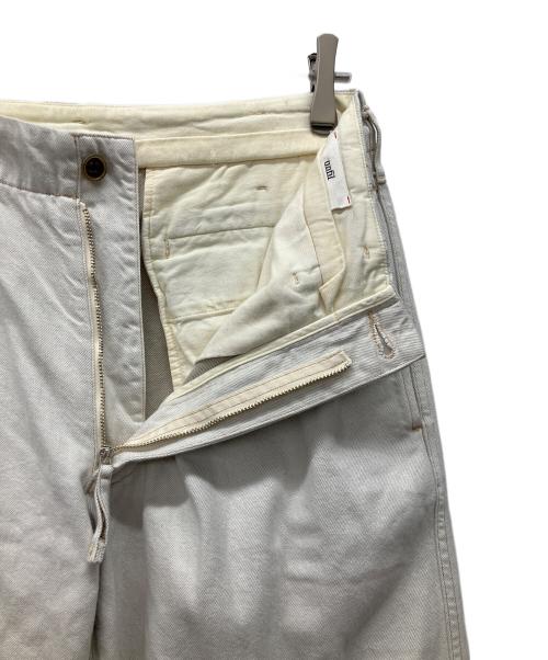 UNFIL（アンフィル）UNFIL (アンフィル) カラーパンツ ホワイト サイズ:SIZE　３の古着・服飾アイテム