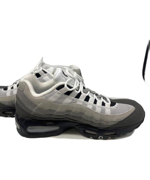 NIKE（ナイキ）NIKE (ナイキ) スニーカー グレー サイズ:27.5の古着・服飾アイテム