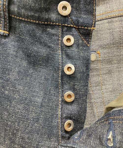 Trophy Clothing（トロフィークロージング）Trophy Clothing (トロフィークロージング) デニムパンツ インディゴ サイズ:32の古着・服飾アイテム