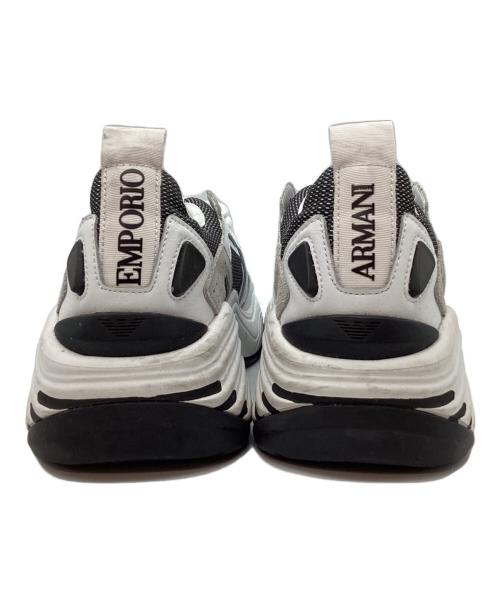 EMPORIO ARMANI（エンポリオアルマーニ）EMPORIO ARMANI (エンポリオアルマーニ) EMPORIO ARMANI X4X286 XM072 ホワイト サイズ:27cmの古着・服飾アイテム