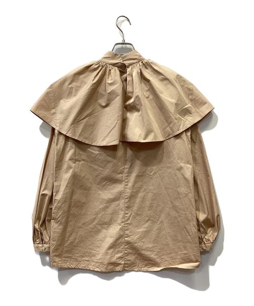 EVA MANN（エヴァ マン）EVA MANN (エヴァ マン) ラッフルショルダーブラウス ベージュ サイズ:9の古着・服飾アイテム