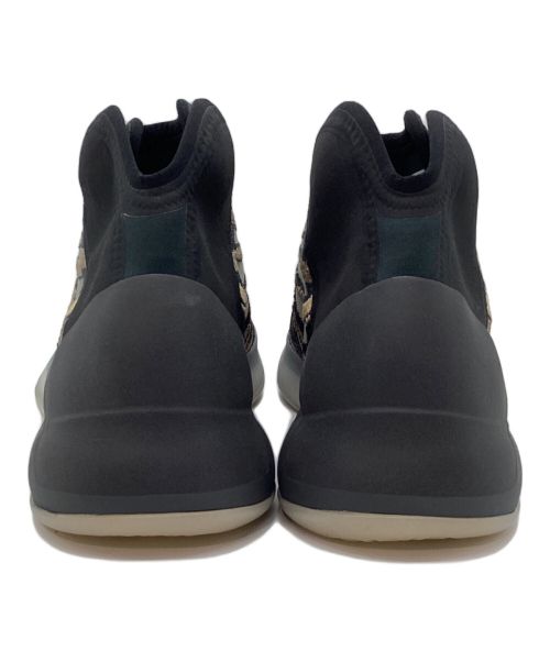 adidas（アディダス）adidas (アディダス) YEEZY QNTM ブラック×ベージュ サイズ:28cmの古着・服飾アイテム