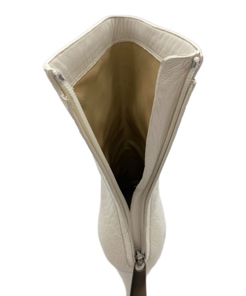 BOTTEGA VENETA（ボッテガベネタ）BOTTEGA VENETA (ボッテガベネタ) ブロックブーツ アイボリー サイズ:351/2の古着・服飾アイテム