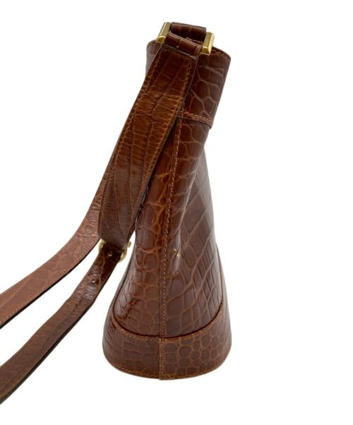 Salvatore Ferragamo（サルヴァトーレ フェラガモ）Salvatore Ferragamo (サルヴァトーレ フェラガモ) クロコ型押しショルダーバッグ ブラウンの古着・服飾アイテム