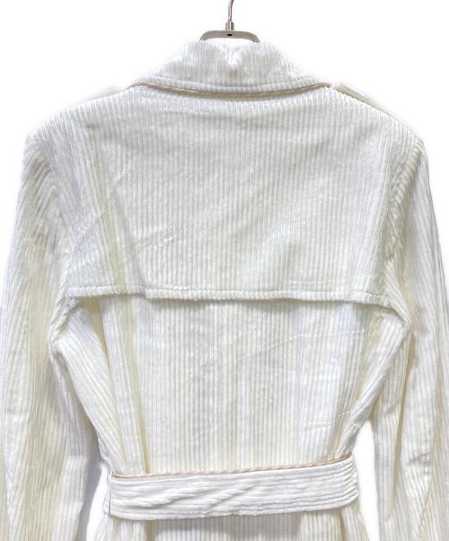 forte forte（フォルテ・フォルテ）forte forte (フォルテ・フォルテ) ベロアロングコート ホワイトの古着・服飾アイテム