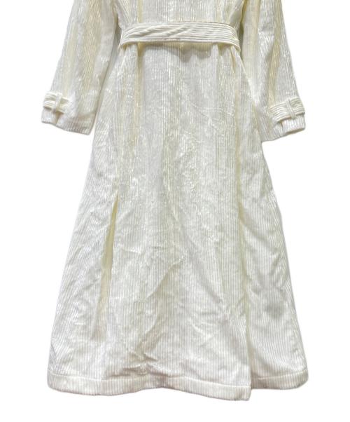 forte forte（フォルテ・フォルテ）forte forte (フォルテ・フォルテ) ベロアロングコート ホワイトの古着・服飾アイテム