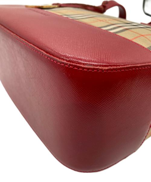 BURBERRY（バーバリー）BURBERRY (バーバリー) ハンドバッグ レッド×ベージュの古着・服飾アイテム