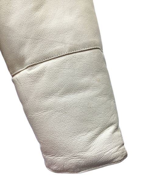 BOSS（ボス）BOSS (ボス) ボスジャン/レザーダウンジャケット ベージュ サイズ:LLの古着・服飾アイテム