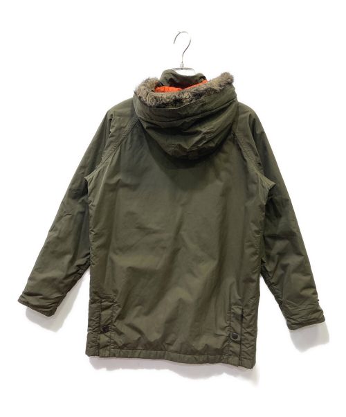 Barbour（バブアー）Barbour (バブアー) マウンテンパーカー オリーブ サイズ:Lの古着・服飾アイテム