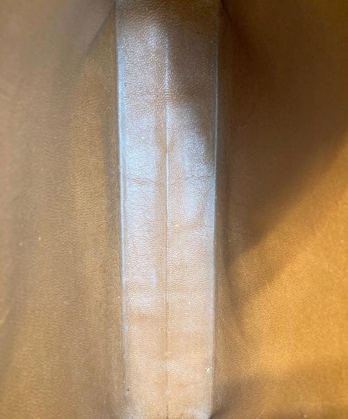 LOUIS VUITTON（ルイ ヴィトン）LOUIS VUITTON (ルイ ヴィトン) クラッチバッグ ブラウンの古着・服飾アイテム