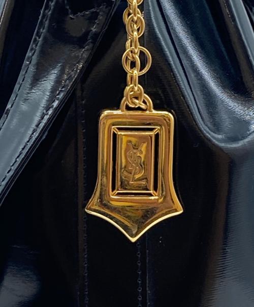 Yves Saint Laurent（イヴサンローラン）Yves Saint Laurent (イヴサンローラン) 巾着ショルダーバッグ ブラックの古着・服飾アイテム