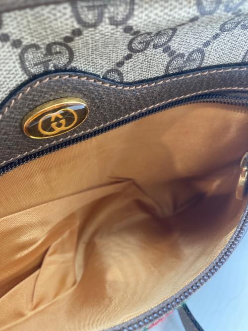 GUCCI（グッチ）GUCCI (グッチ) オールドグッチ シェリーライン　ショルダーバッグ ブラウンの古着・服飾アイテム