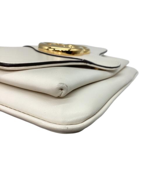 GUCCI（グッチ）GUCCI (グッチ) ショルダーバッグ アイボリーの古着・服飾アイテム