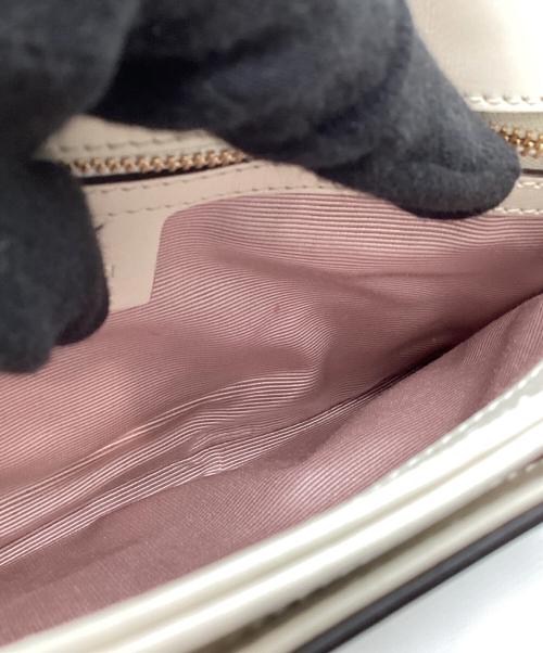 GUCCI（グッチ）GUCCI (グッチ) ショルダーバッグ アイボリーの古着・服飾アイテム