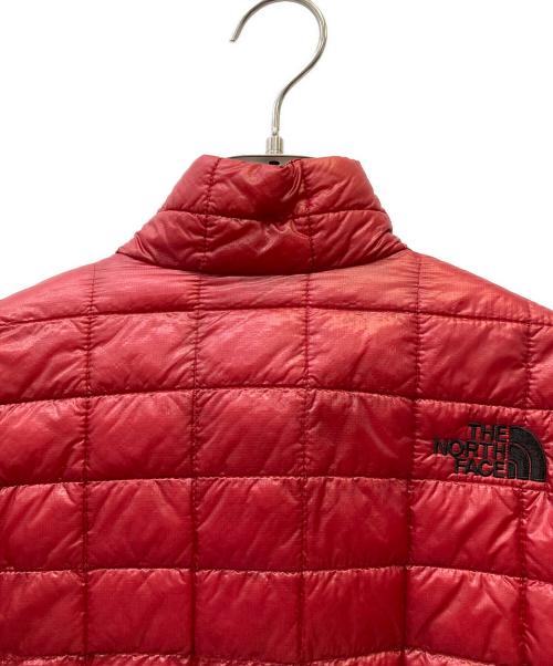 THE NORTH FACE（ザ ノース フェイス）THE NORTH FACE (ザ ノース フェイス) ダウンジャケット レッド サイズ:Sの古着・服飾アイテム