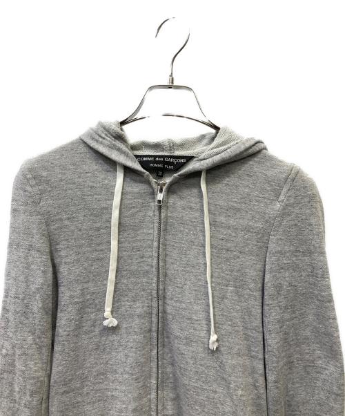 COMME des GARCONS HOMME PLUS（コムデギャルソンオムプリュス）COMME des GARCONS HOMME PLUS (コムデギャルソンオムプリュス) バッグスタッズジップパーカー グレー サイズ:XSの古着・服飾アイテム