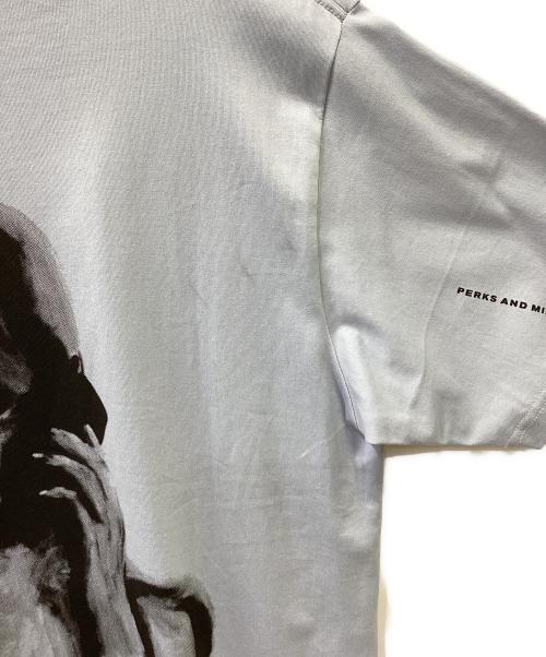P.A.M. PERKS AND MINI（パム / パークスアンドミニ）P.A.M. PERKS AND MINI (パム / パークスアンドミニ) Tシャツ スカイブルー サイズ:Lの古着・服飾アイテム