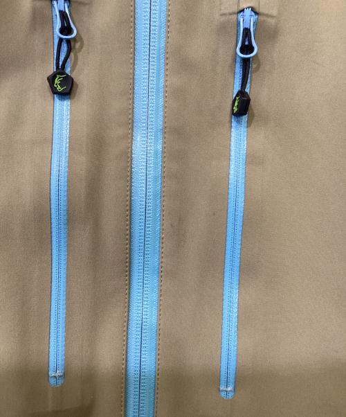 Teton Bros（ティートンブロス）Teton Bros (ティートンブロス) クライマティックジャケット ベージュ サイズ:Mの古着・服飾アイテム