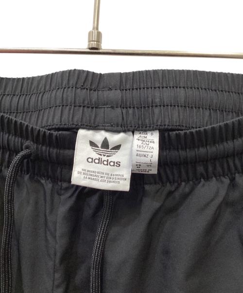 adidas（アディダス）adidas (アディダス) Adilenium オーバーサイズ トラックパンツ ブラック サイズ:Lの古着・服飾アイテム
