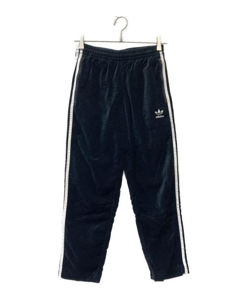 adidas（アディダス）adidas (アディダス) ベロアトラックパンツ ブラック サイズ:Mの古着・服飾アイテム