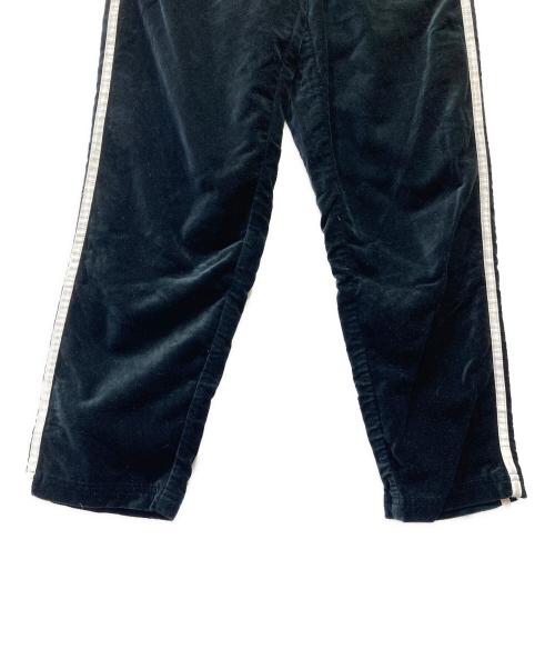 adidas（アディダス）adidas (アディダス) ベロアトラックパンツ ブラック サイズ:Mの古着・服飾アイテム
