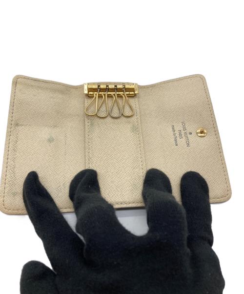 LOUIS VUITTON（ルイ ヴィトン）LOUIS VUITTON (ルイ ヴィトン) ダミエ・アズール ミュルティクレ4 アイボリー×ネイビーの古着・服飾アイテム