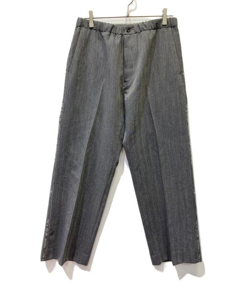 TOZAOU（トザオウ）TOZAOU (トザオウ) mini TRACK Slacks グレー サイズ:M 未使用品の古着・服飾アイテム