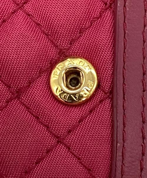 PRADA（プラダ）PRADA (プラダ) 2つ折り財布 レッドの古着・服飾アイテム