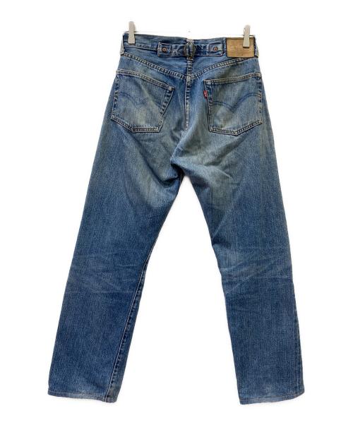 LEVI'S（リーバイス）LEVI'S (リーバイス) デニムパンツ 201XX 赤タブ ボタン裏555印刻 米国製 スカイブルー サイズ:W31の古着・服飾アイテム