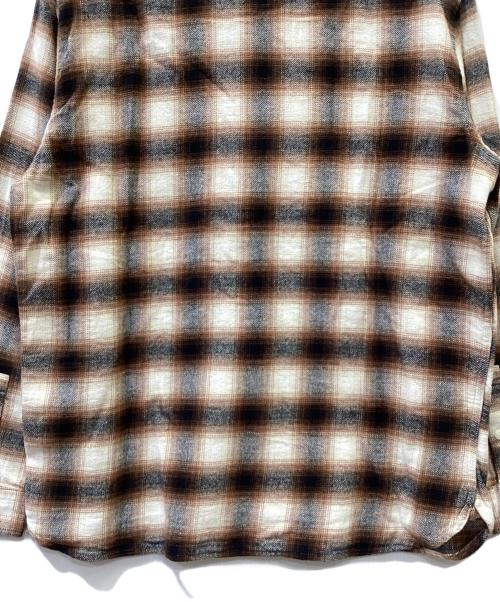 LEVI'S（リーバイス）LEVI'S (リーバイス) 長袖シャツ ブラウン×グレー サイズ:L 未使用品の古着・服飾アイテム