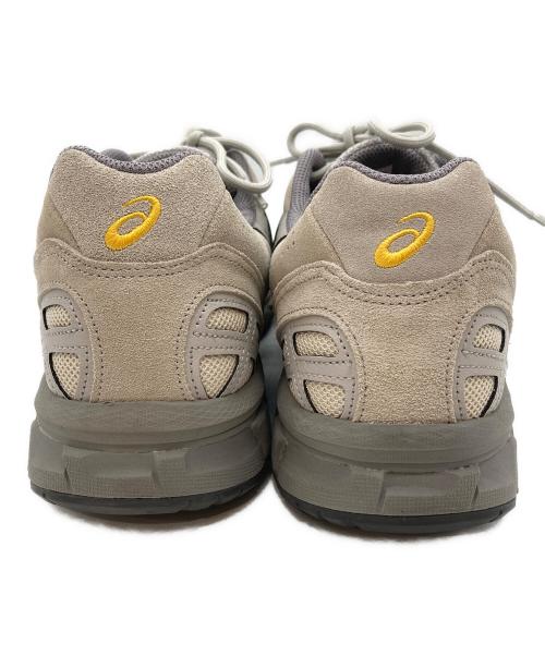 asics（アシックス）asics (アシックス) シューズ ベージュ サイズ:29.0cmの古着・服飾アイテム
