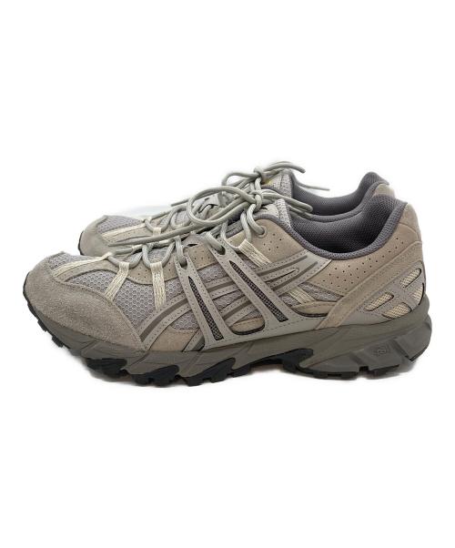 asics（アシックス）asics (アシックス) シューズ ベージュ サイズ:29.0cmの古着・服飾アイテム