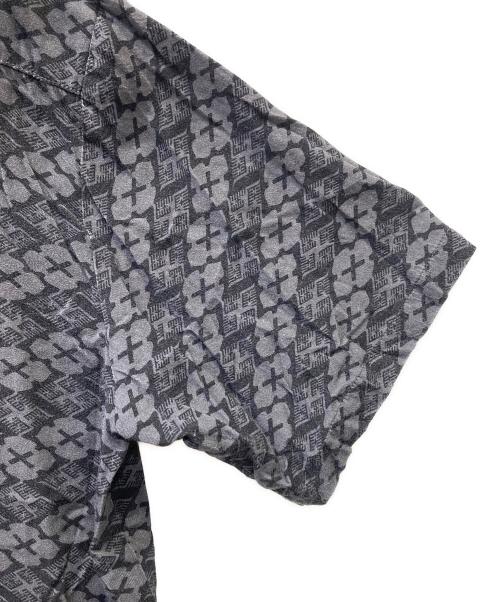 BUDSPOOL（バッズプール）BUDSPOOL (バッズプール) Gakkin (ガッキン) 半袖シャツ グレー サイズ:Mの古着・服飾アイテム