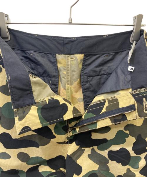 A BATHING APE（ア ベイシング エイプ）A BATHING APE (ア ベイシング エイプ) ハーフパンツ ベージュ×ブラック×グリーン サイズ:Ｍの古着・服飾アイテム