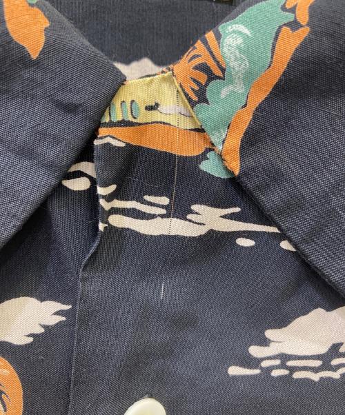 Sun Surf（サンサーフ）Sun Surf (サンサーフ) アロハシャツ ブラック×オレンジ サイズ:Mの古着・服飾アイテム