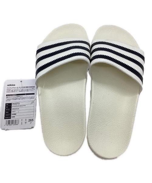 adidas（アディダス）adidas (アディダス) Fear Of God (フィア・オブ・ゴッド) サンダル ホワイト サイズ:26.5㎝ 未使用品の古着・服飾アイテム