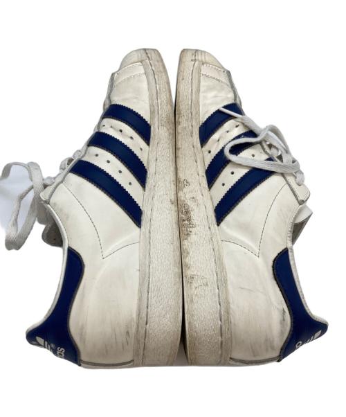 adidas（アディダス）adidas (アディダス) スニーカー ホワイト サイズ:27.5cmの古着・服飾アイテム