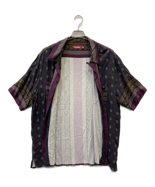 HIDE AND SEEK（ハイドアンドシーク）HIDE AND SEEK (ハイドアンドシーク) 半袖シャツ ブラック×パープル サイズ:XLの古着・服飾アイテム