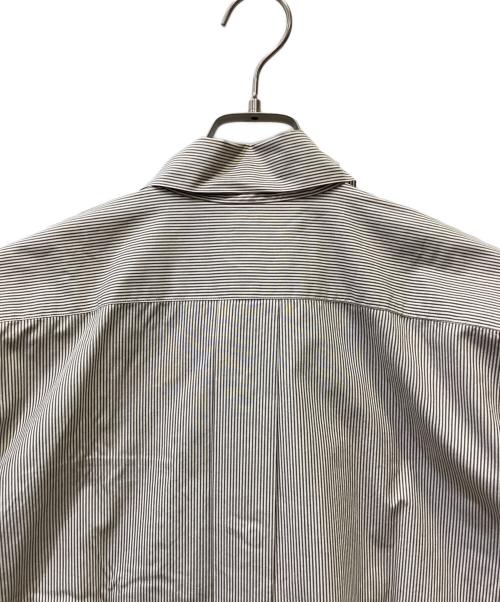 ISSEY MIYAKE MEN（イッセイミヤケメン）ISSEY MIYAKE MEN (イッセイミヤケメン) 長袖シャツ ホワイト×グレー サイズ:Mの古着・服飾アイテム