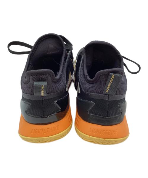 adidas（アディダス）adidas (アディダス) スニーカー ブラック×オレンジ サイズ:26㎝ 未使用品の古着・服飾アイテム