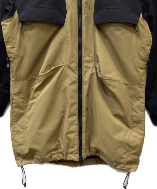 THE NORTH FACE（ザ ノース フェイス）THE NORTH FACE (ザ ノース フェイス) フォーバレルトリクライメイトジャケット ベージュ×ブラック サイズ:Mの古着・服飾アイテム