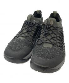 KEEN（キーン）の古着「EXPLORE UNEEK」｜ブラック