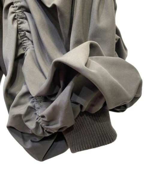 la belle etude（ラベルエチュード）la belle etude (ラベルエチュード) ギャザーボリュームキルトライナーMA-1 グレー サイズ:Freeの古着・服飾アイテム