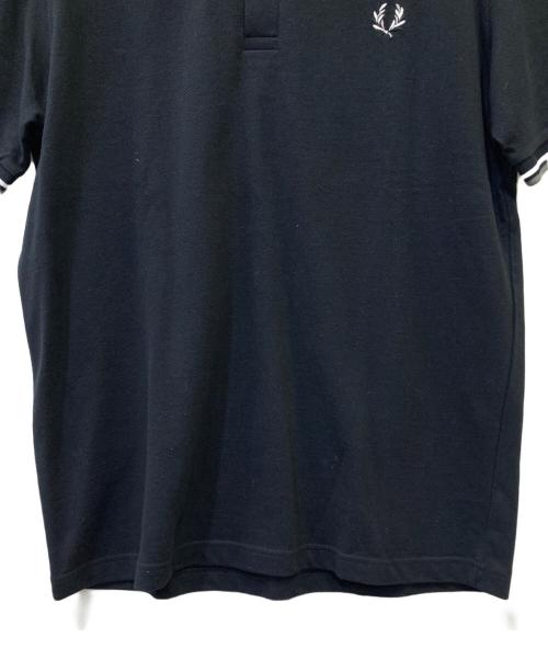 FRED PERRY（フレッドペリー）FRED PERRY (フレッドペリー) ポロシャツ ブラック サイズ:42 未使用品の古着・服飾アイテム