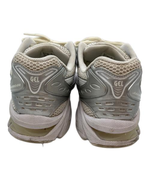 asics（アシックス）asics (アシックス) JJJJound (ジョウンド) スニーカー ホワイト×シルバー サイズ:27.5cmの古着・服飾アイテム