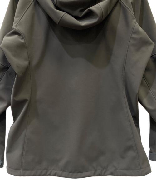 mont-bell（モンベル）mont-bell (モンベル) パウダージェッドパーカ ブラウン サイズ:Mの古着・服飾アイテム